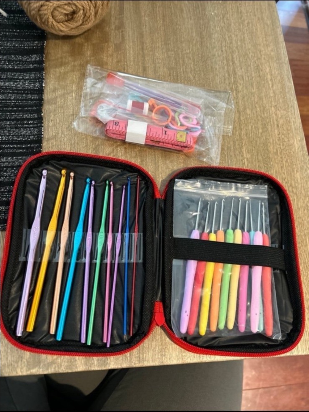 Multicolor Crochet Hook Set with Case - 22-Piece